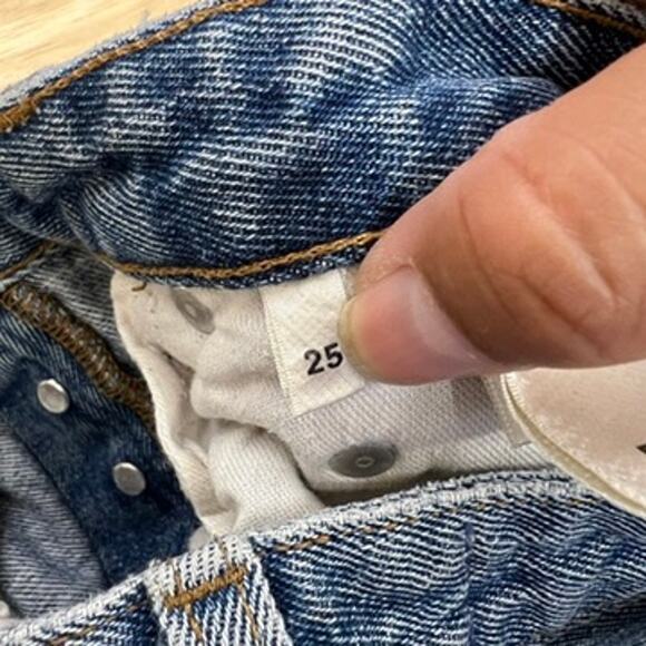 Reformation Vintage Fit in Salton Jeans Women's 25 Blue Straight Leg Distressed - Picture 8 of 10